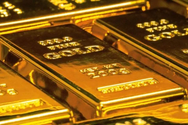 Gold hits new record above $5,600 as safe-haven demand surges