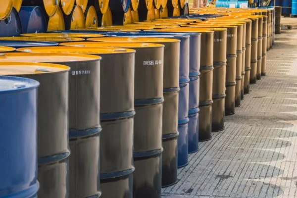 Northwest European Gasoline refining margins drop to $7.17 per barrel