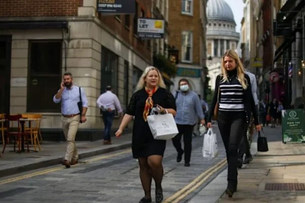 UK unemployment rises to highest level in nearly 5 years as hiring slows