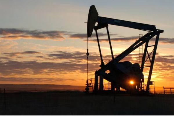 Energy prices today, March 26: Crude oil up 4% today while Heating Oil surges 5%