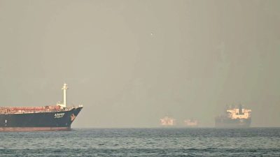 Qatar LNG tankers abort Hormuz transit as Iran holds maritime control