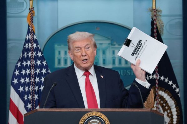 Trump claims Iranians welcome bombing” while hinting at secret plan