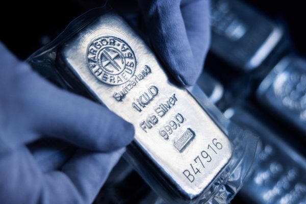 Metal prices today, April 7: Silver surges 142.91% YoY while Gold gains 7.54% YTD