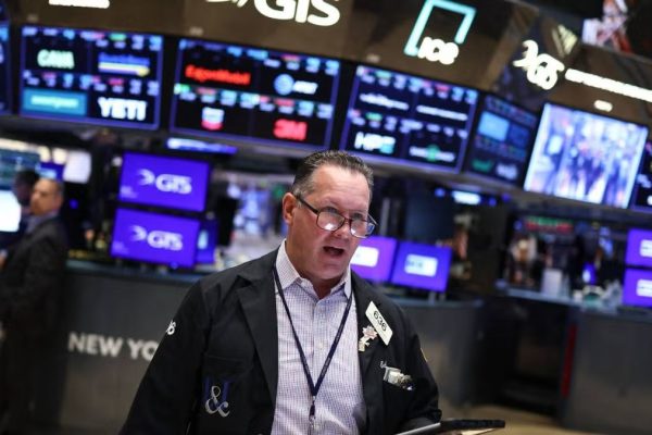 S&P 500 streak surprises markets as Wall Street eyes rare 8th green day