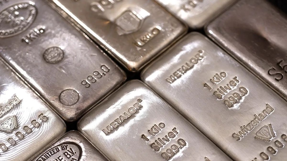 Metal price today, April 14: Silver jumps 139.44% YoY while lithium rises 125.72% and gold gains 10.48% YTD