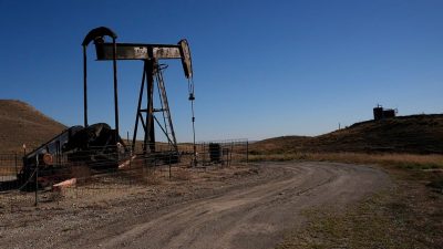 Energy price today, April 20: Crude oil jumps 4.68% to 87.77 while Gasoline surges 80.32% YTD