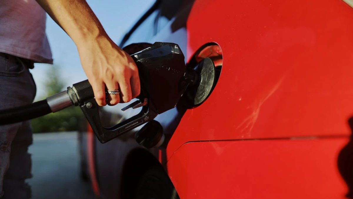 Energy price today, April 21: Gasoline surges 83.06% YTD while Crude oil holds 87.42