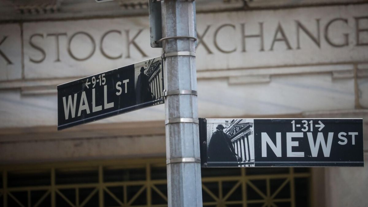 US market today, April 21: Nasdaq falls 0.26% while S&P 500 dips 0.24%