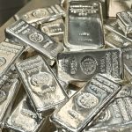 Silver price crashes 3% to 70.99 USD as precious metals face sharp selloff pressure