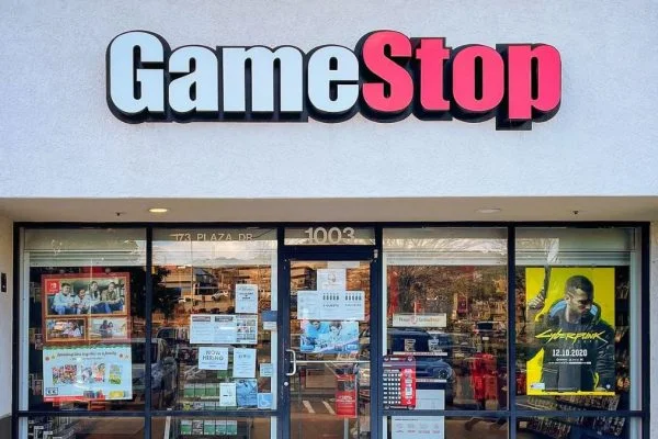 GameStop plans bold eBay takeover bid as Ryan Cohen eyes massive retail expansion