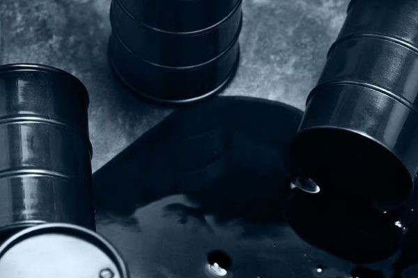 Energy market today, May 6: Crude oil drops 5.66% while gasoline surges 102.30% YTD