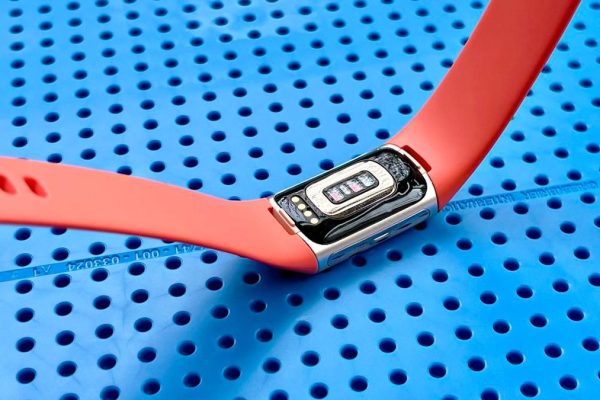 Google launches Fitbit Air at $99.99 while Special Edition priced at $129.99 ahead of May 26 US release
