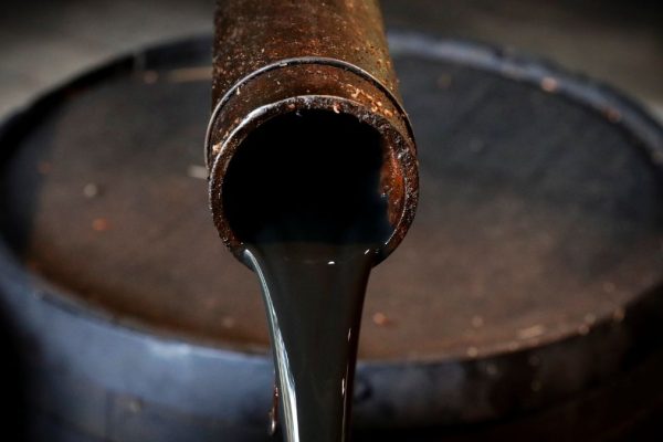 Crude oil jumps 2.59% to 97.893 USD/Bbl as yearly gains cross 59%