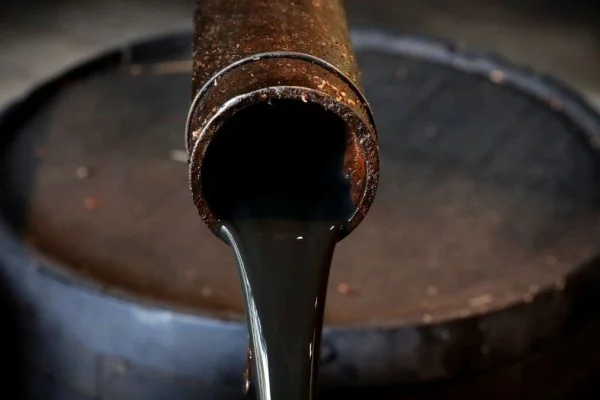 Crude oil jumps 2.59% to 97.893 USD/Bbl as yearly gains cross 59%