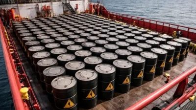 Brent crude oil rises 1.68% to 102.987 USD/Bbl as yearly gains cross 60%