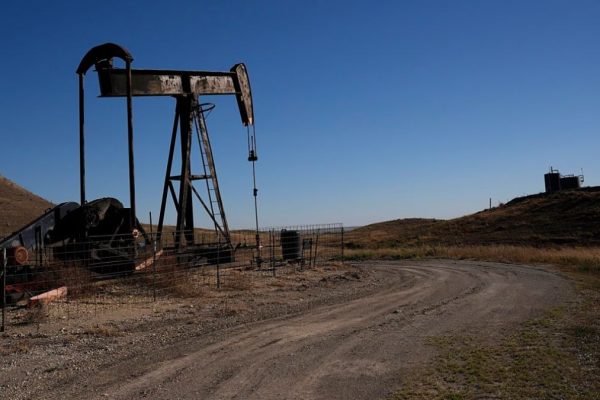 Crude Oil price today, May 11: Crude oil jumps 78.47% YTD as prices cross $102 mark
