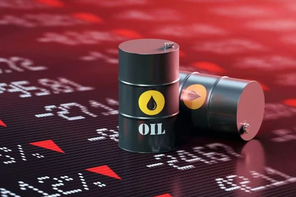 Oil prices turn positive with supply disruption fears outweighing economic slowdown concerns
