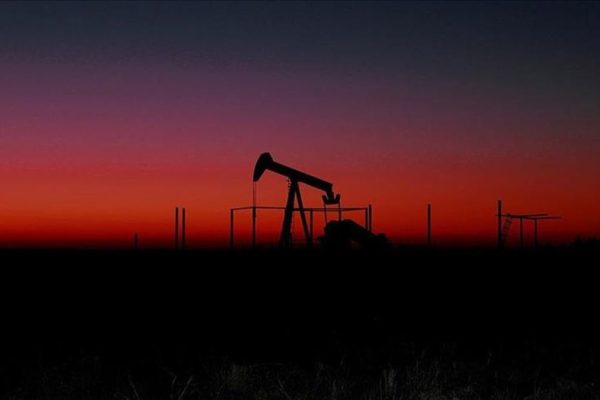 Oil prices tumble over $2 as US Iran deal draft eases Middle East supply fears