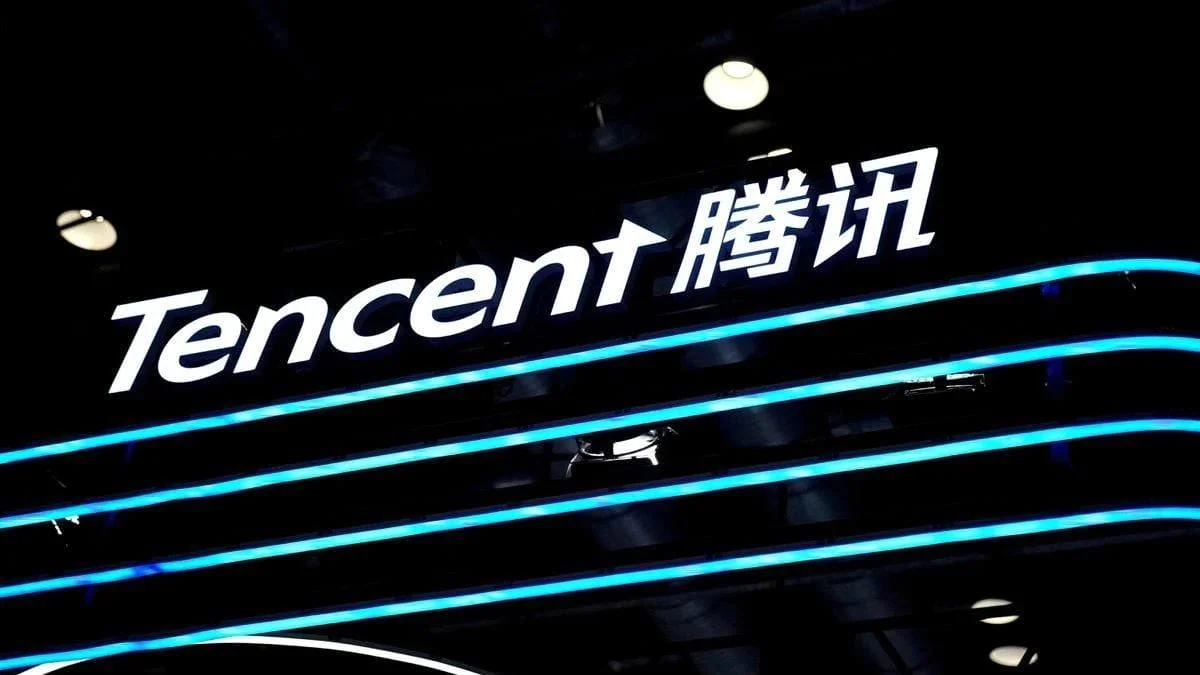 Tencent shares drop by 10% after Chinese media calls online games 'spiritual opium'