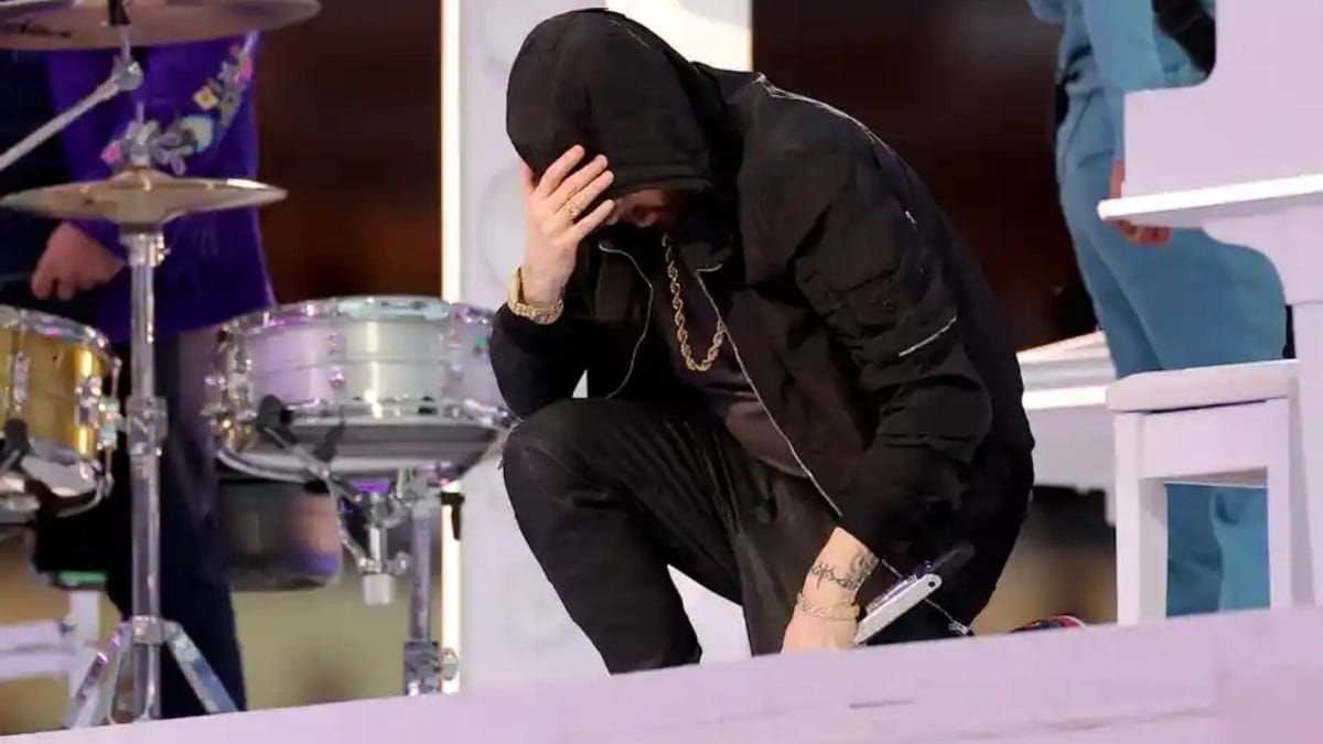 Eminem kneeling during the Super Bowl halftime show