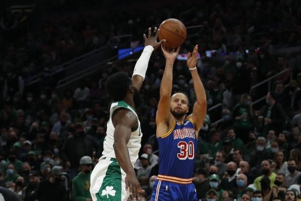 The injury to Steph Curry might derail the Warrior's postseason