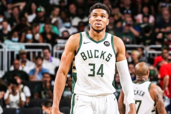 Giannis Antetokounmpo might make NBA history this season