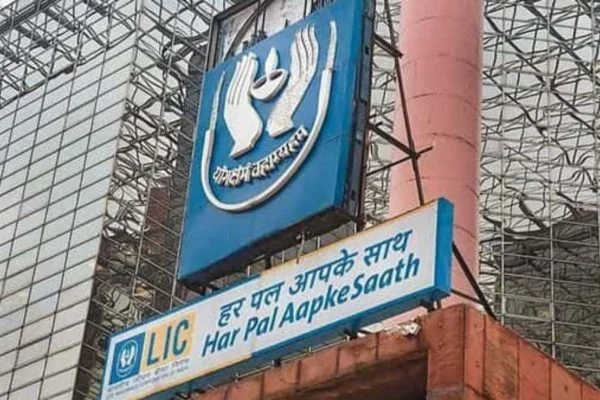LIC