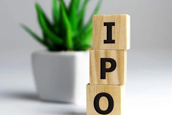 IPO