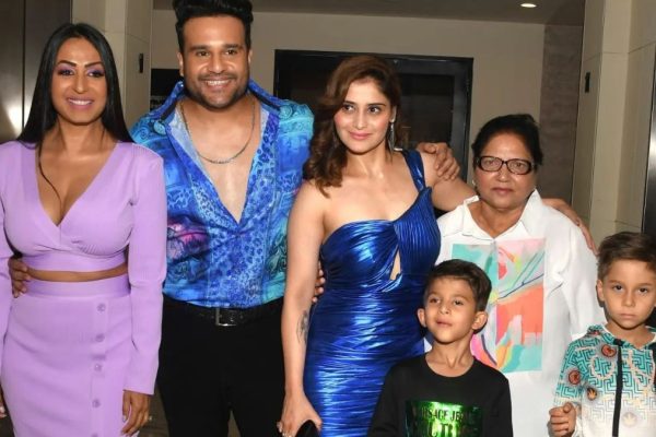 Arti Singh with her family