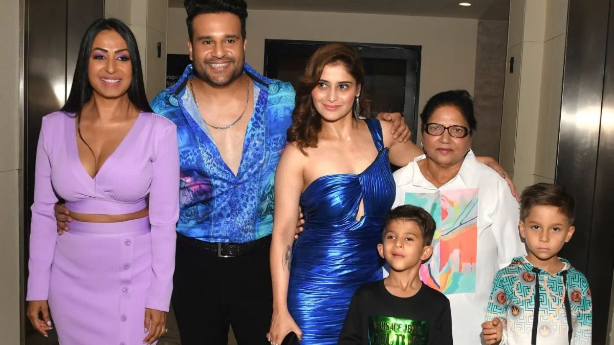 Arti Singh with her family