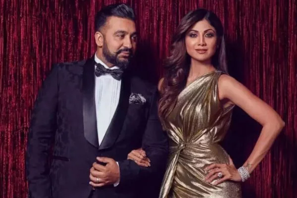 Raj Kundra with wife