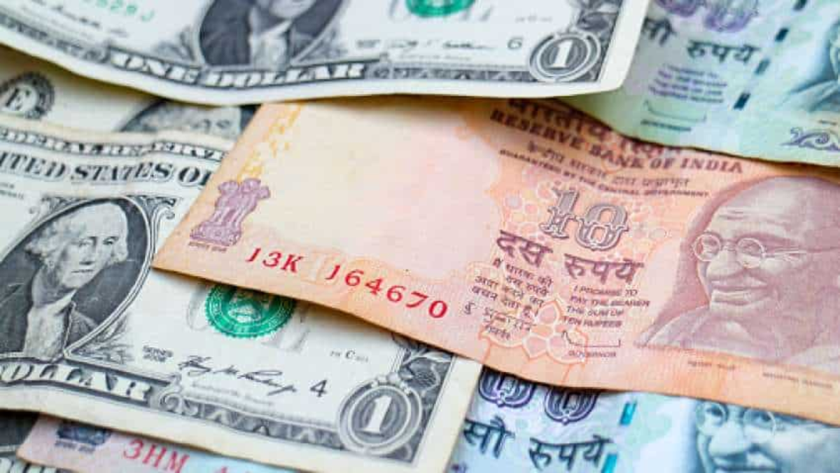 India’s foreign exchange reserves surge by $3.825 billion to $700.946 billion